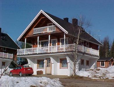 ALPPIKYLÄ 2B PARITALO